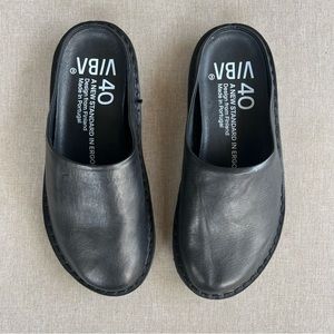 New VIBAe ROMA Leather Preto Black slip-on shoes, 40